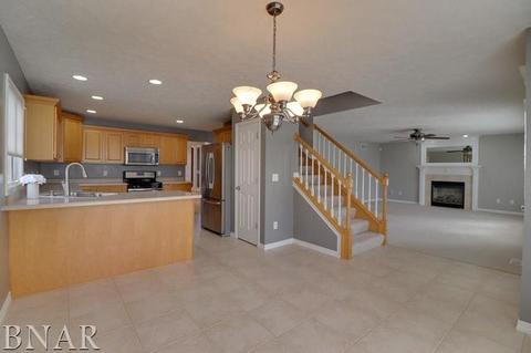 1717 Fraser Dr, Normal, IL 61761 photo 6
