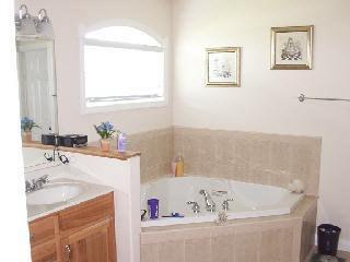 116 N Marsh Hawk, Le Roy, IL 61752 photo 9