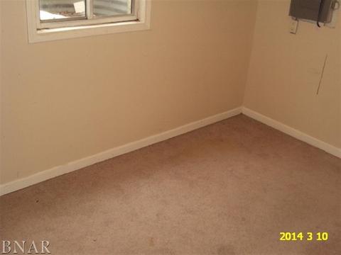 1412 Henry, Normal, IL 61761 photo 17