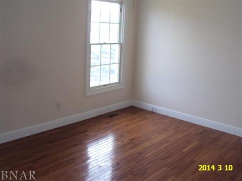 1412 Henry, Normal, IL 61761 photo 6
