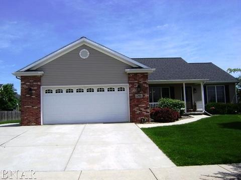 2304 N Bridge Dr, Normal, IL 61761 photo 1