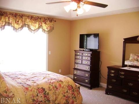 2304 N Bridge Dr, Normal, IL 61761 photo 16