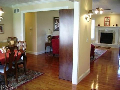 2304 N Bridge Dr, Normal, IL 61761 photo 3
