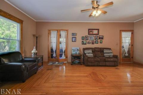 215 E Washington St, Carlock, IL 61725 photo 15