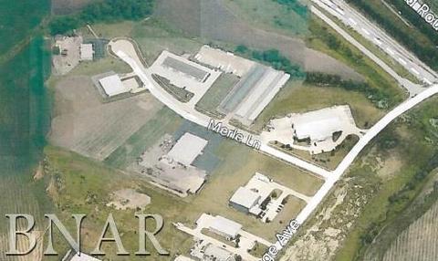 111 Merle Ln, Normal, IL 61701 photo 2