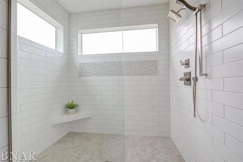 752 Canyon Crk, Normal, IL 61761 photo 15