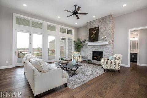 752 Canyon Crk, Normal, IL 61761 photo 6