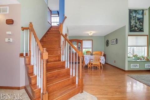 221 Martin St, Normal, IL 61761 photo 2