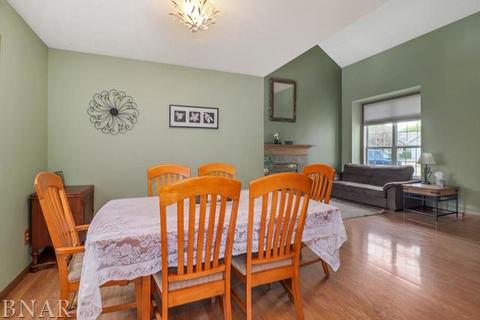 221 Martin St, Normal, IL 61761 photo 6