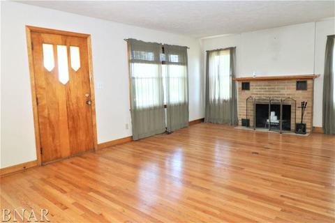 2221 W Raab Rd, Normal, IL 61761 photo 3