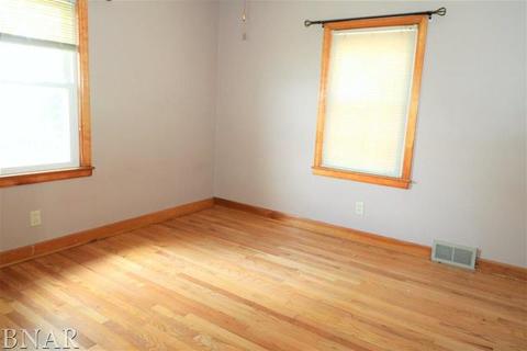 2221 W Raab Rd, Normal, IL 61761 photo 10