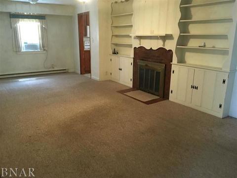 307 S Clinton, Dwight, IL 60420 photo 2