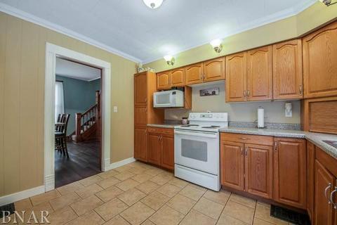 313 W Spencer, Mclean, IL 61754 photo 11