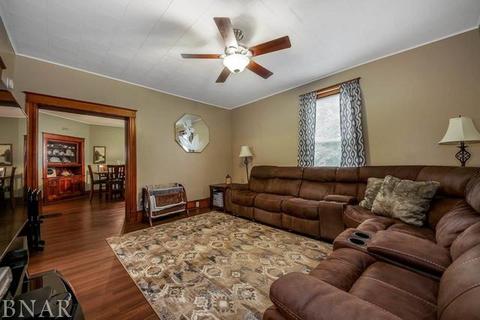 313 W Spencer, Mclean, IL 61754 photo 8