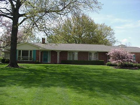 5 Kent Dr, Normal, IL 61761 photo 1