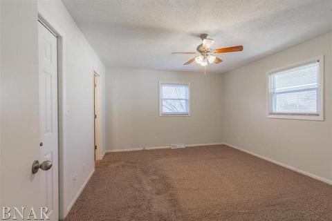 105 S Blair Dr, Normal, IL 61761 photo 9