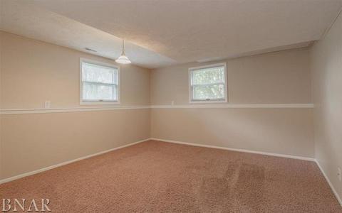 105 S Blair Dr, Normal, IL 61761 photo 15
