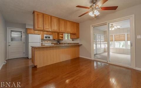 105 S Blair Dr, Normal, IL 61761 photo 5