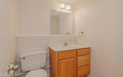 105 S Blair Dr, Normal, IL 61761 photo 17