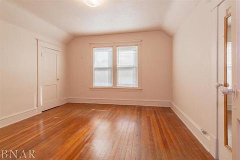 1403 Blackstone, Bloomington, IL 61701 photo 16