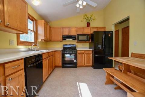 405 Stanhope Ln, Normal, IL 61761 photo 6