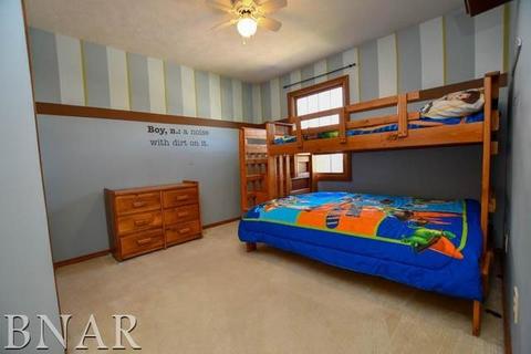 405 Stanhope Ln, Normal, IL 61761 photo 10