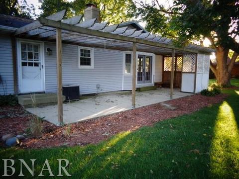 300 E School, Le Roy, IL 61752 photo 21