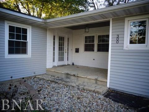 300 E School, Le Roy, IL 61752 photo 2