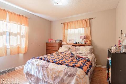 202 Arlington, Normal, IL 61761 photo 12