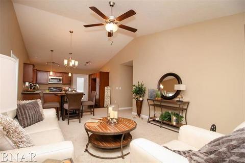 47 Winding Way, Bloomington, IL 61705 photo 2