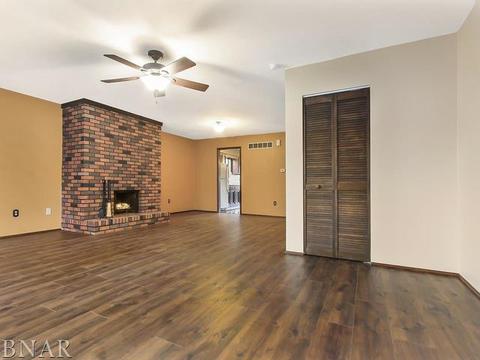 1310 Kingsridge #A, Normal, IL 61761 photo 11