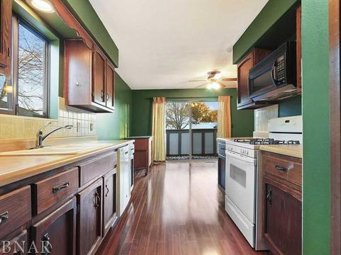 1310 Kingsridge #A, Normal, IL 61761 photo 5