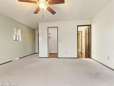 1310 Kingsridge #A, Normal, IL 61761 photo 16