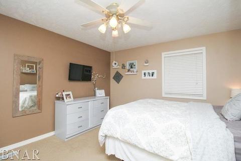 1202 N School, Normal, IL 61761 photo 16
