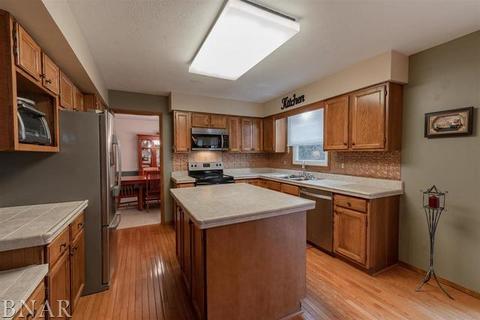 1408 Dover Rd, Bloomington, IL 61704 photo 17