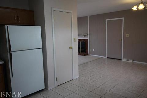 411 Alden, Normal, IL 61761 photo 6
