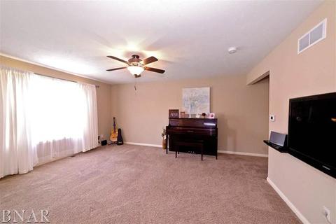 2151 Boulder, Normal, IL 61761 photo 3