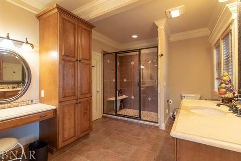 1406 E Washington, Bloomington, IL 61701 photo 28