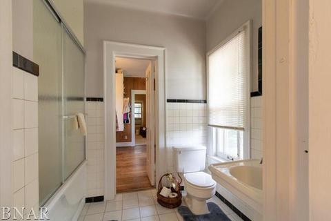 1406 E Washington, Bloomington, IL 61701 photo 21