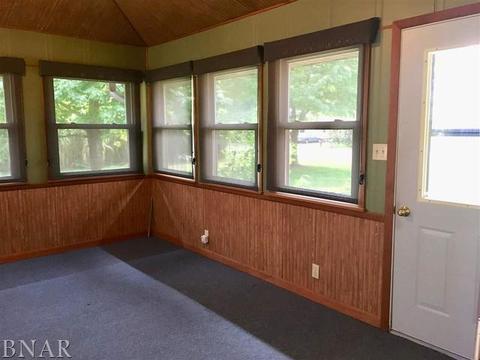 102 E Grant St, Arrowsmith, IL 61722 photo 10