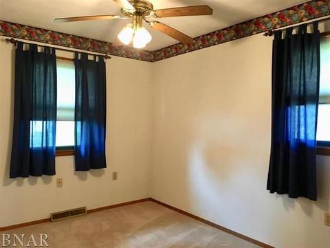 102 E Grant St, Arrowsmith, IL 61722 photo 21