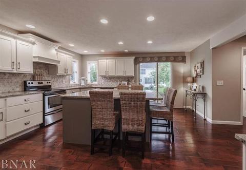 2404 Interlocken, Bloomington, IL 61704 photo 5