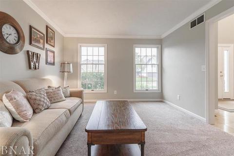 2404 Interlocken, Bloomington, IL 61704 photo 11