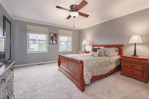 2404 Interlocken, Bloomington, IL 61704 photo 19