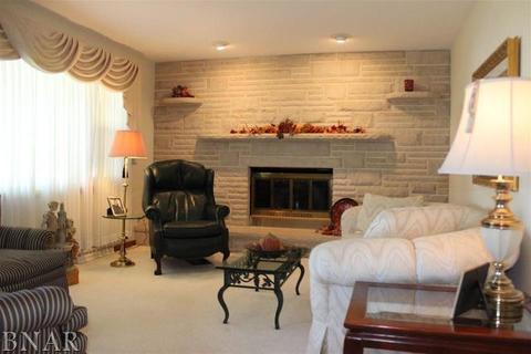 506 E Fifth, El Paso, IL 61738 photo 2