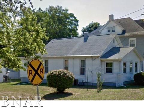 202 S Allin St, Bloomington, IL 61701 photo 3