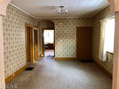 202 S Allin St, Bloomington, IL 61701 photo 7
