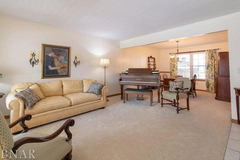 1626 Cheyenne, Normal, IL 61761 photo 4