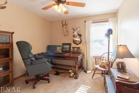 1626 Cheyenne, Normal, IL 61761 photo 25