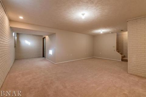 212 Beacon Cir, Bloomington, IL 61704 photo 32